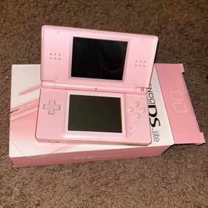 Pink Nintendo DS.
